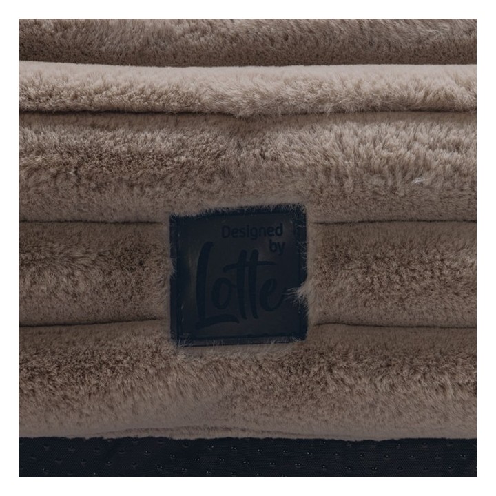Designed by Lotte Hundekissen Reza - Beige - 100 x 70 cm