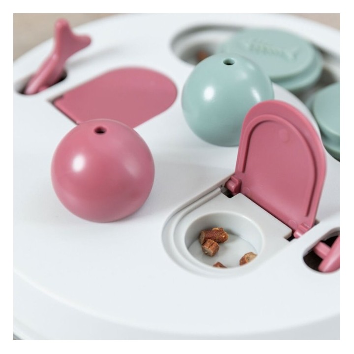 Trixie Cat Activity Flip Board