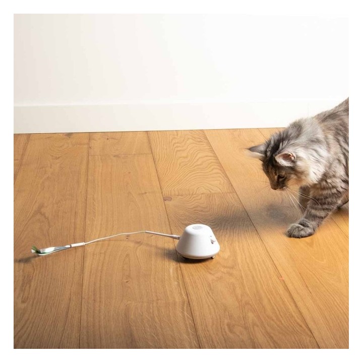 EBI Cat Toy Twisting Tank