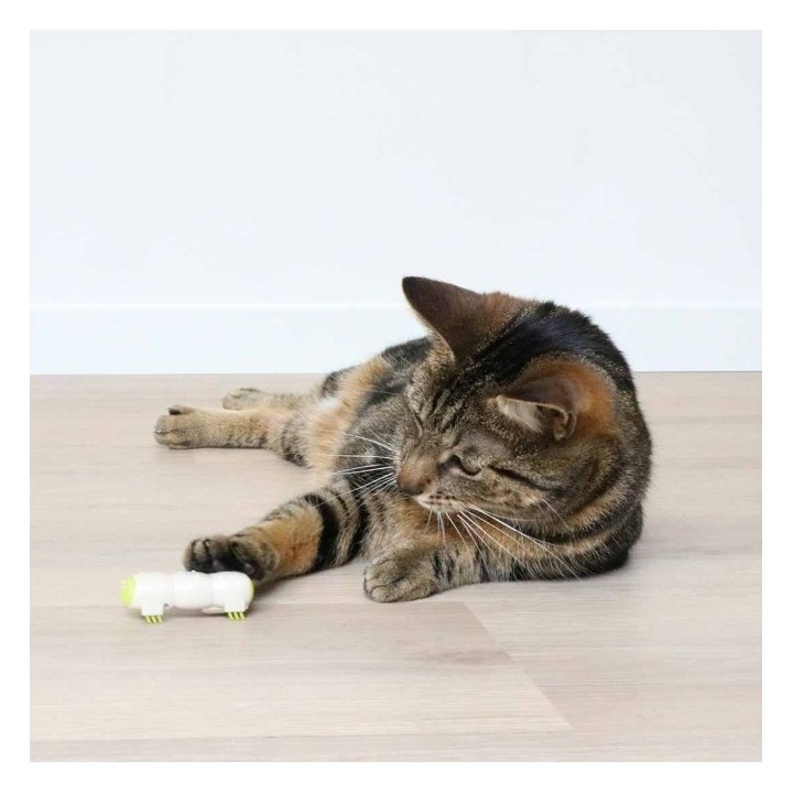 EBI Cat Toy Buzzing Caterpillar
